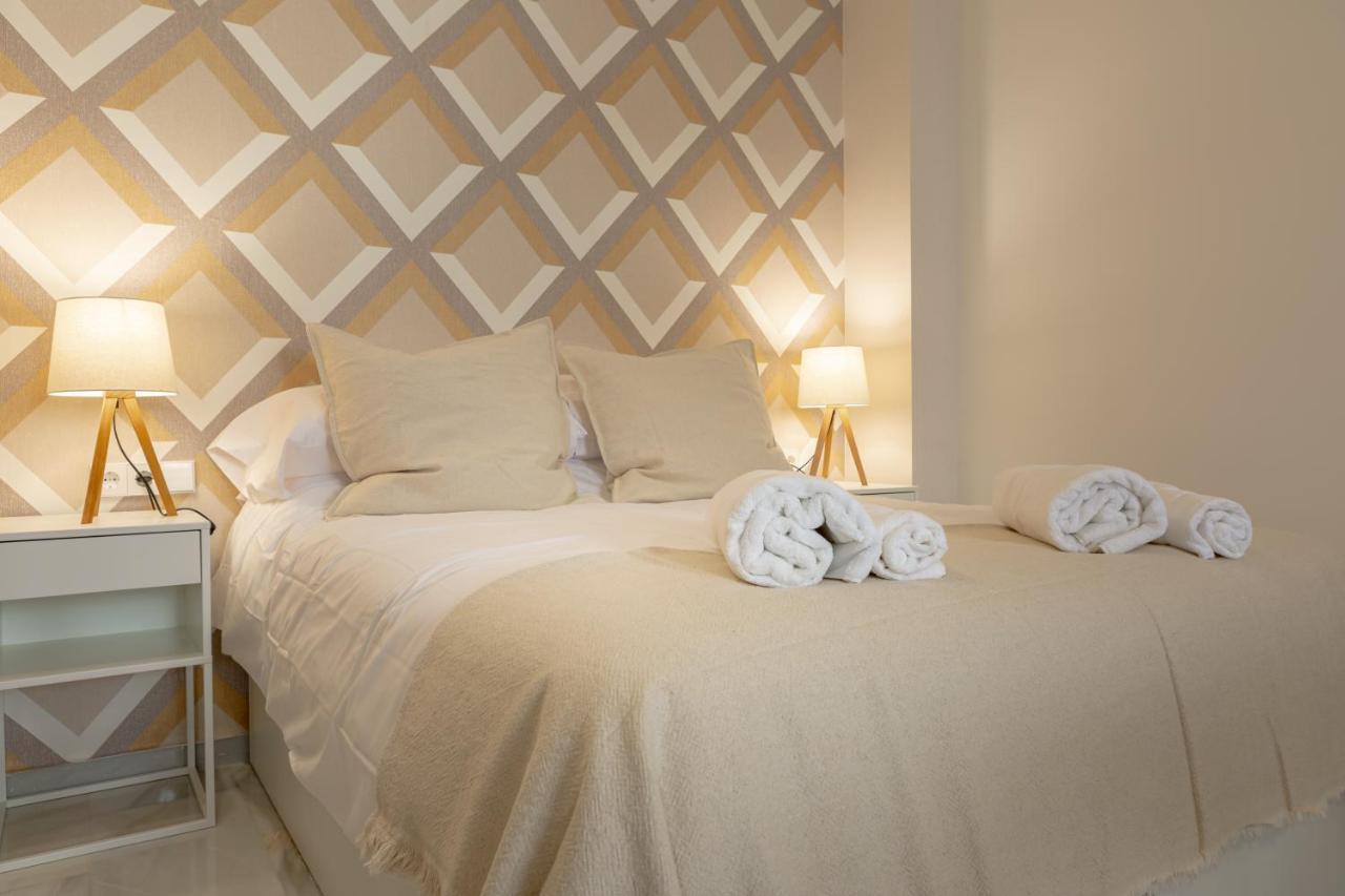Teatro Suites Malaga Playa Luaran gambar